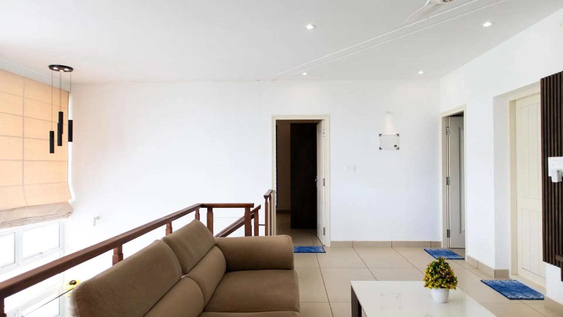 Rosy Villa - Riverside Stay With Pool & View Alwaye